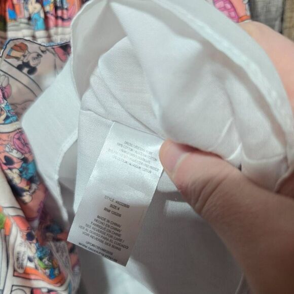 Disney x Pippa & Julie Mickey and Minnie Cartoon Comic Strip Dress - Picture 6 of 6